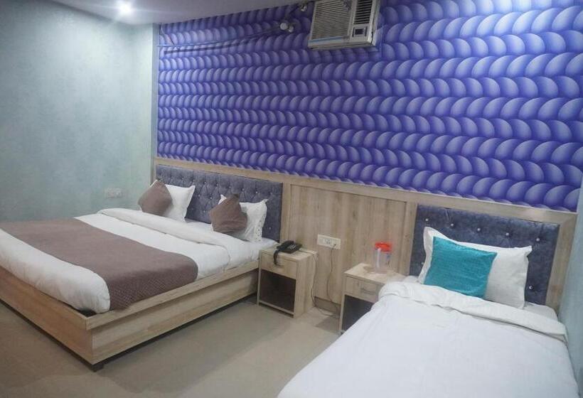 Hotel Rudreshwar