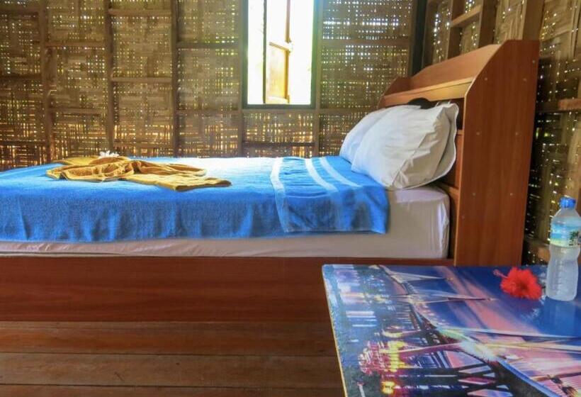 فندق Seaside Sanctuary Bungalows