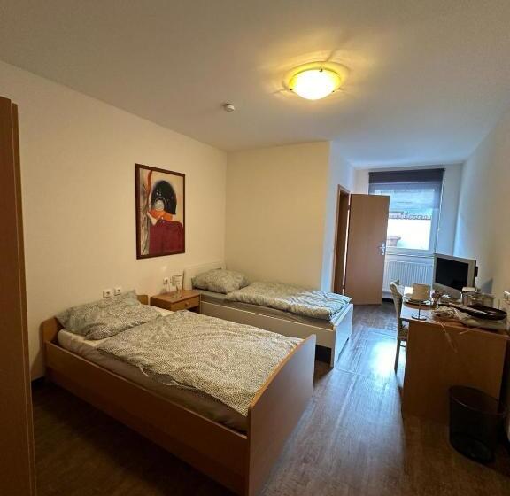 Пансион Ar Living Rüsselsheim