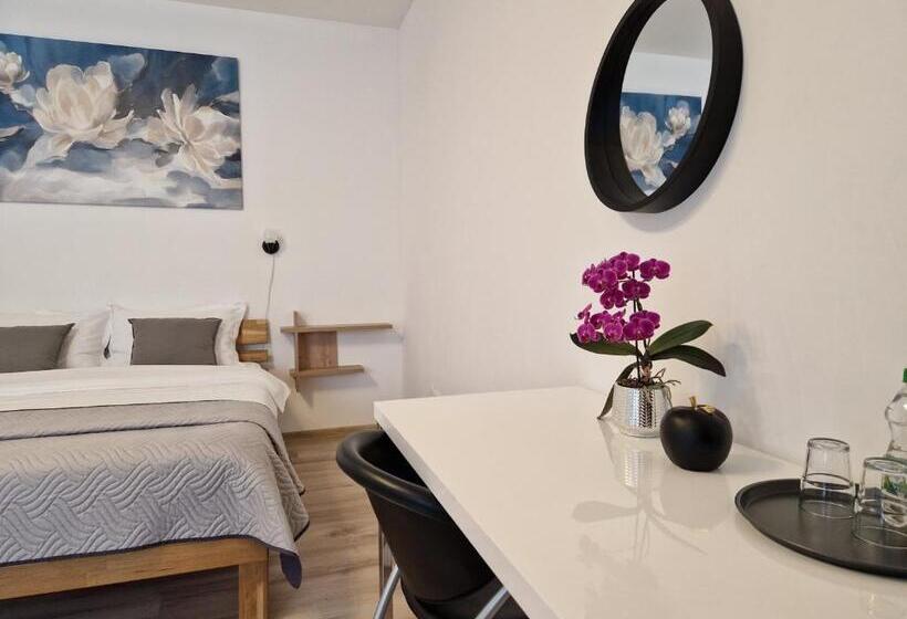 פנסיון Casa 7 Sate Apartament