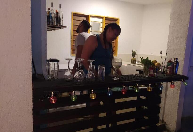 پانسیون Casa Gloria Hostal