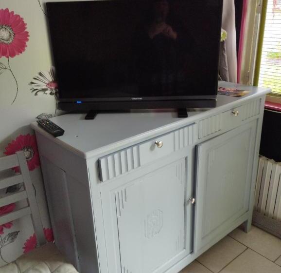 펜션 Chambre Agréable Au Fond Du Jardin
