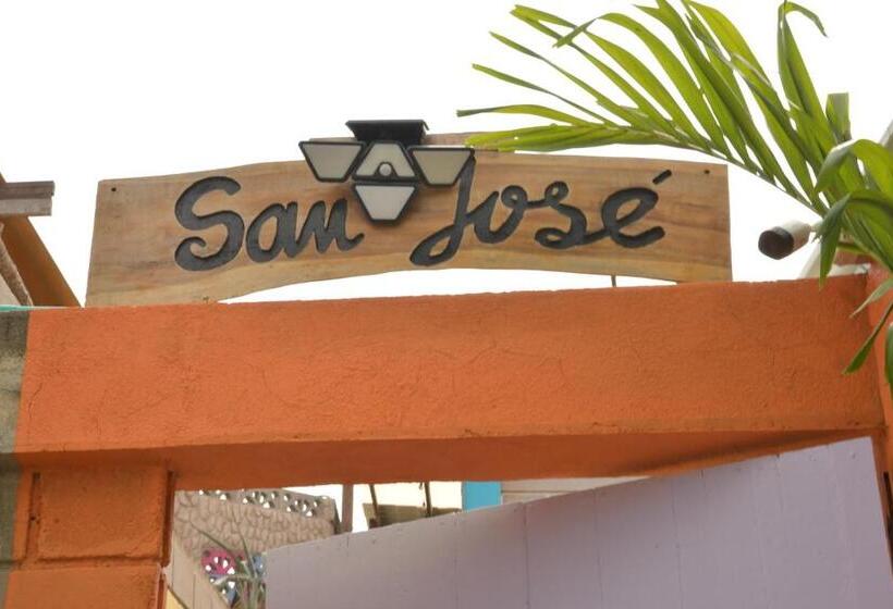 پانسیون Hostal San Jose