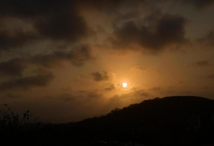 پانسیون Hostal San Jose