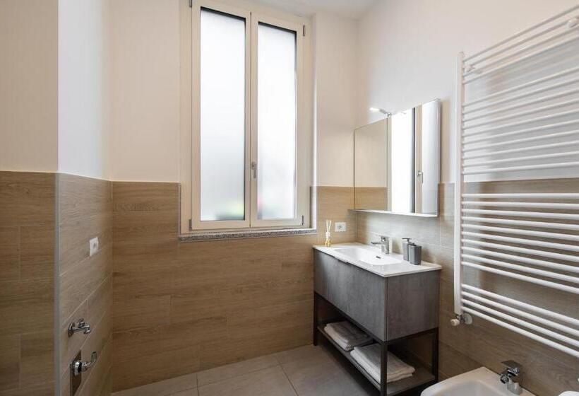 פנסיון Lucy’s House