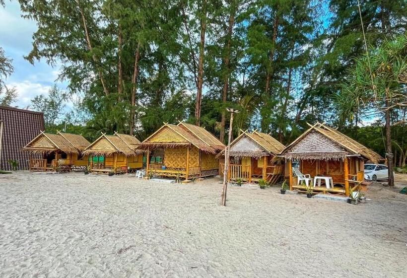 渡假胜地  Modtanoi Paradise Homestay