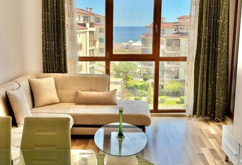 Sunshine Apartment