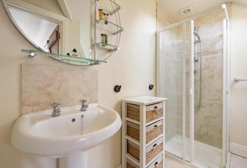 צימר Cherrygarth Cottage