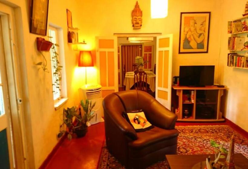 Bed and Breakfast The Nayana Homestay