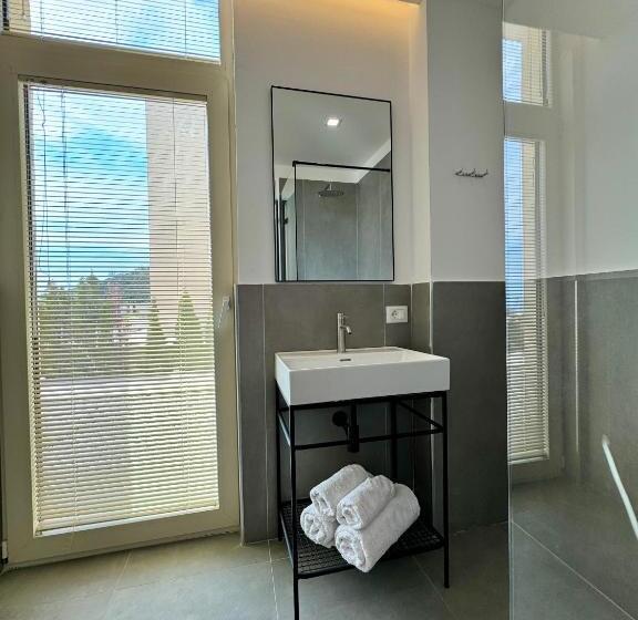 Green Condo Hotel Palase