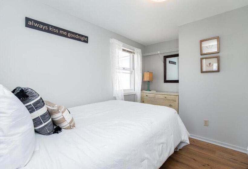 Hampton Beach Seaside Villa Unit 1