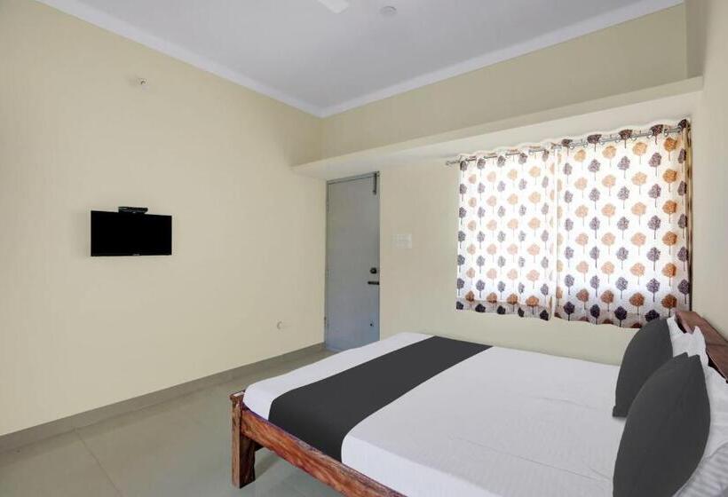 فندق Spot On Formula 1 Residency