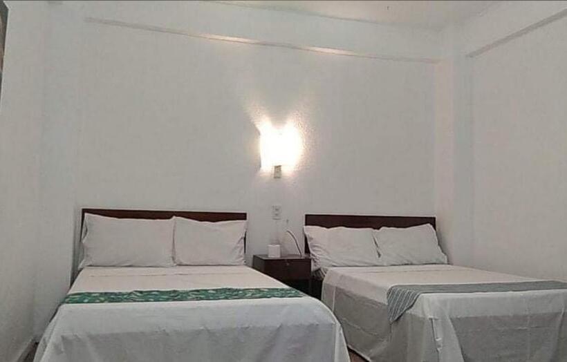 בית מלון כפרי Sunvilla Beachfront