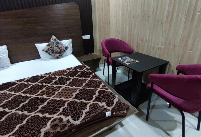 בית מלון כפרי Swastik Vatika