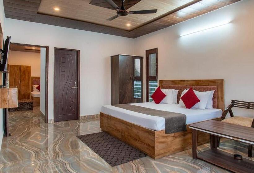 호텔 The Charvi Retreat I Vacations I Conference I Mice I Famly Events I Kufri Shimla By Exotic Stays