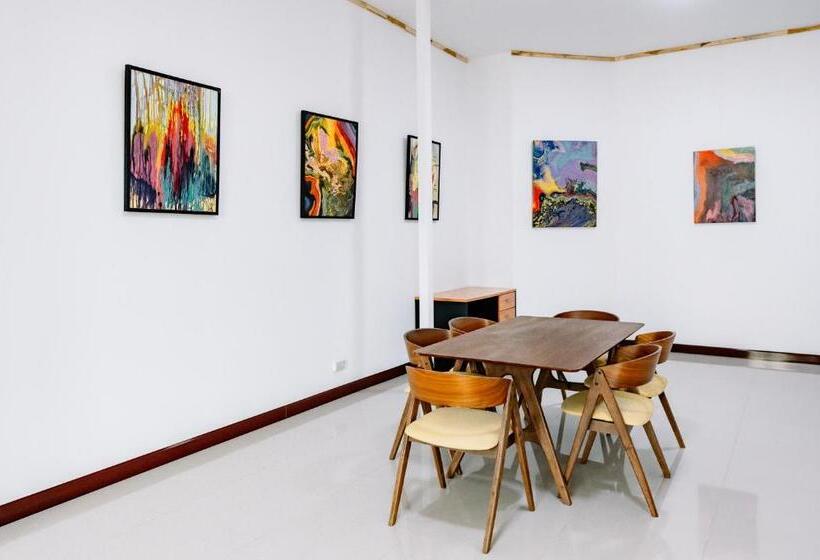 Red B Hostel, Cafe And Bar