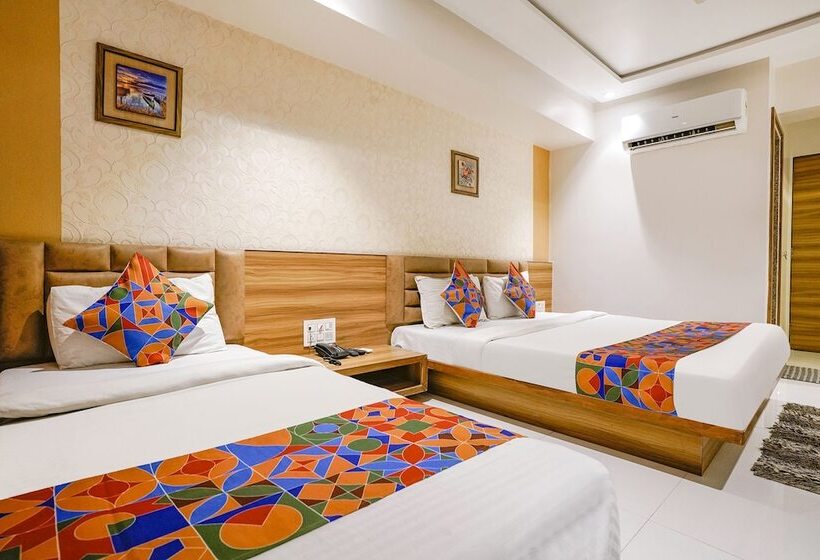 Fabhotel Kingsway