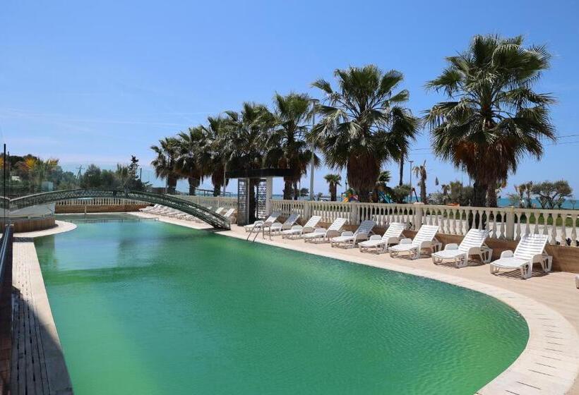 酒店 Aria Beach Resort By Hana Turismo