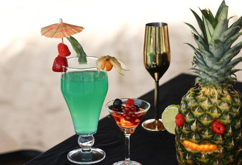 酒店 Aria Beach Resort By Hana Turismo