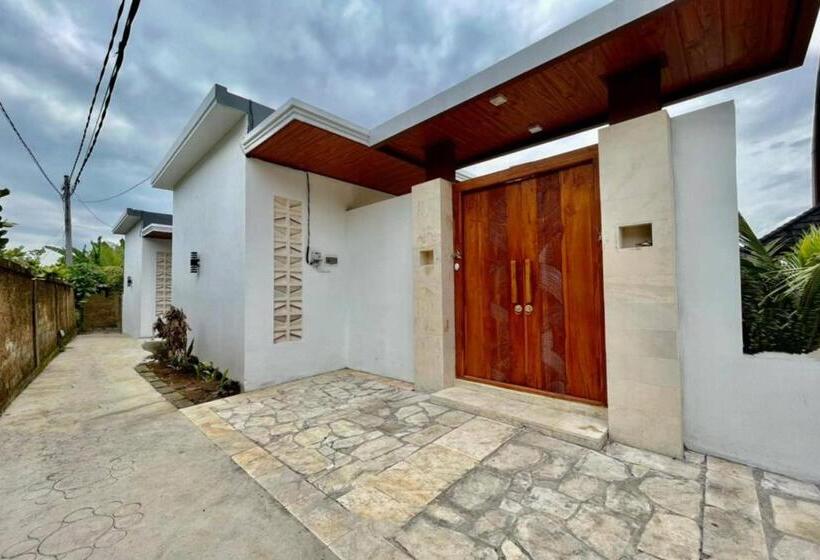 호텔 Belvilla Pantai Senja Resort Central Ubud