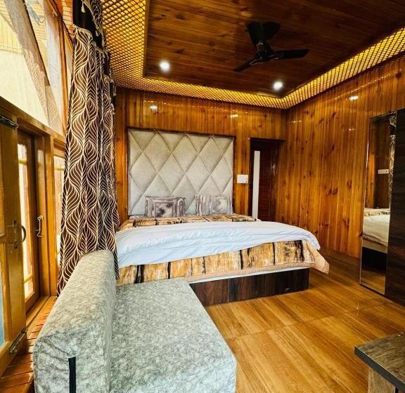 호텔 Frosty Mountain Resort