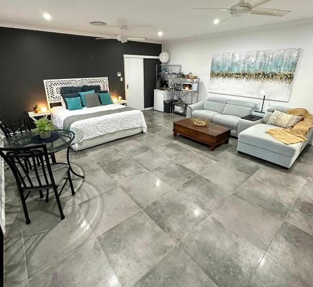 ペンション Large Studio In The Heart Of Hope Island & Sanctuary Cove