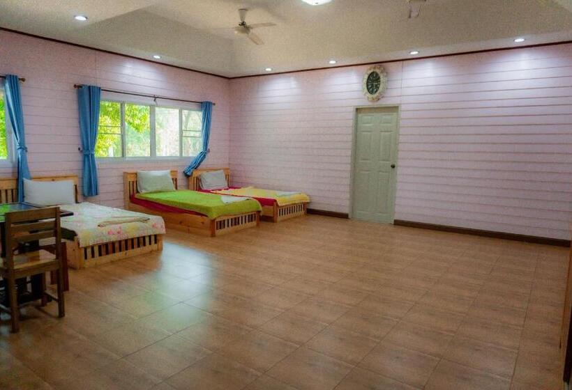 渡假胜地  Camp Chamao