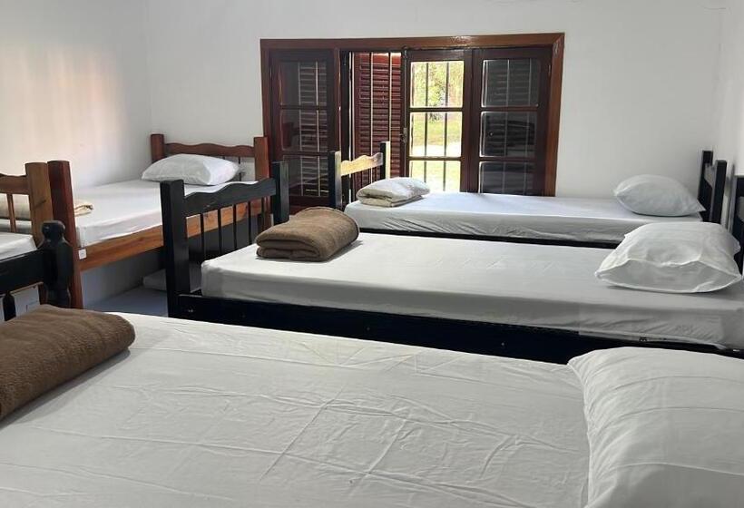 Bed and Breakfast Hostel Do Cabral