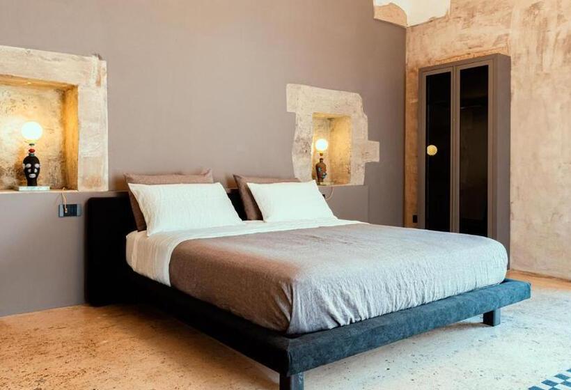 Bed and Breakfast Ricci Rooms   Terrace Deluxe Suite Con Idromassaggio, By Salentoaffitti