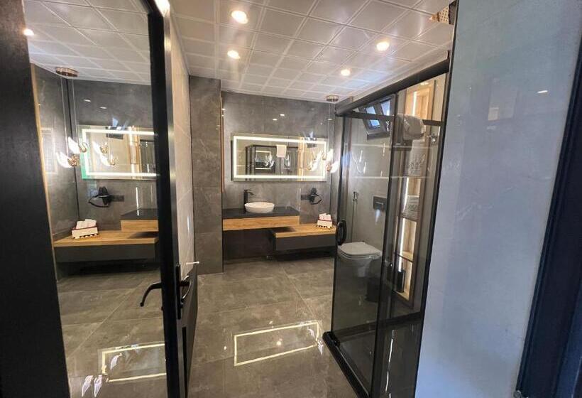 مبيت وإفطار Yazici Premium