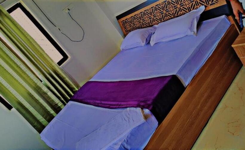هتل Glamour Palace