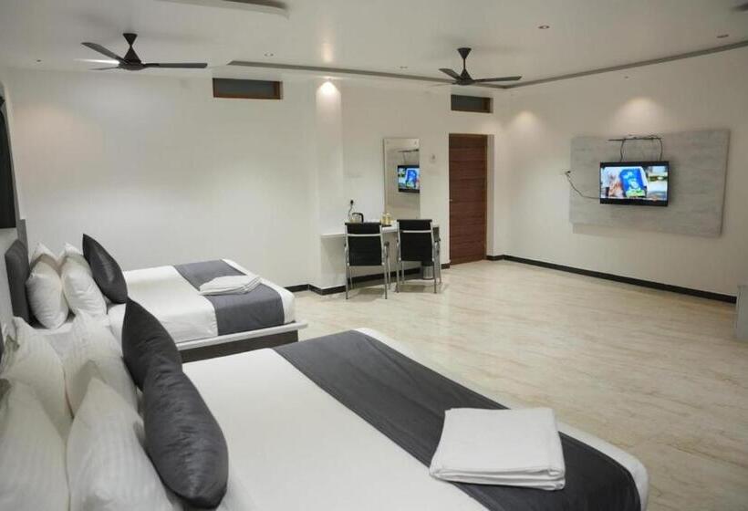 فندق Goldeye S Inn