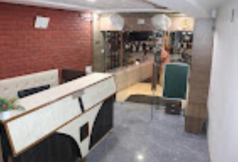 Отель Rajpath Inn