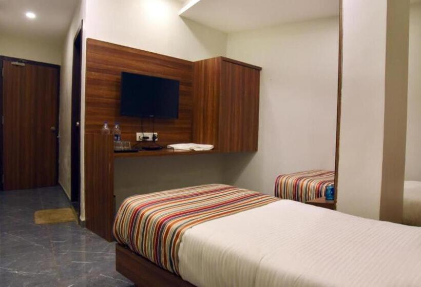 Отель Rajpath Inn