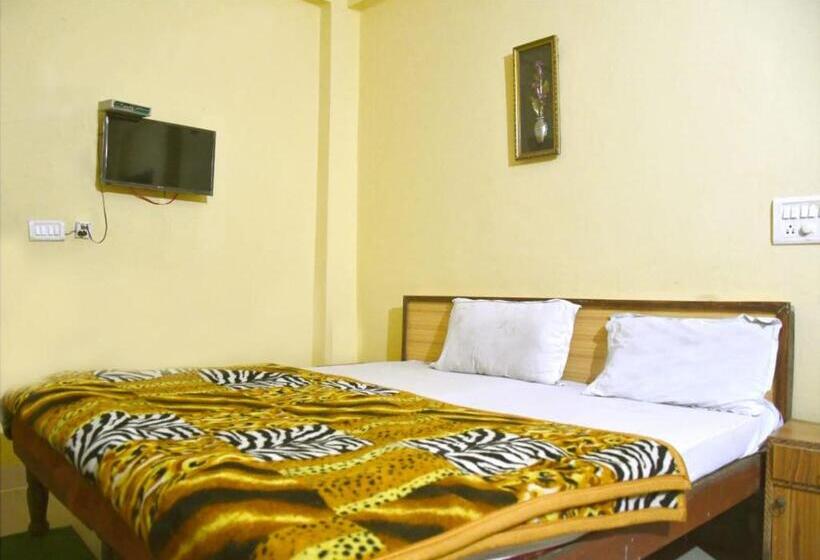 فندق Vamoose Ar Resort