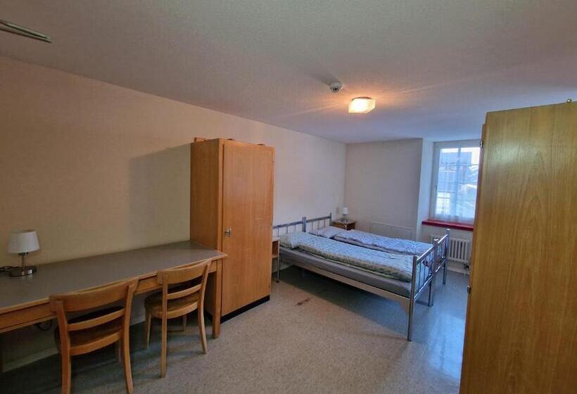 بنسيون Casa Mia Goms