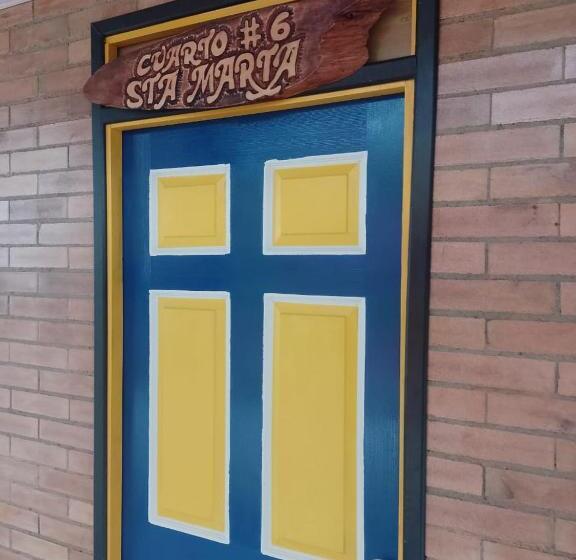 פנסיון Hostal Quebrada Verde