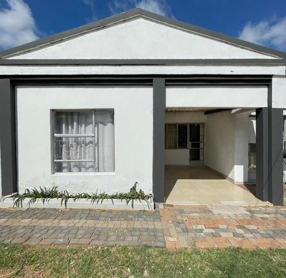 פנסיון Northgate Accommodations