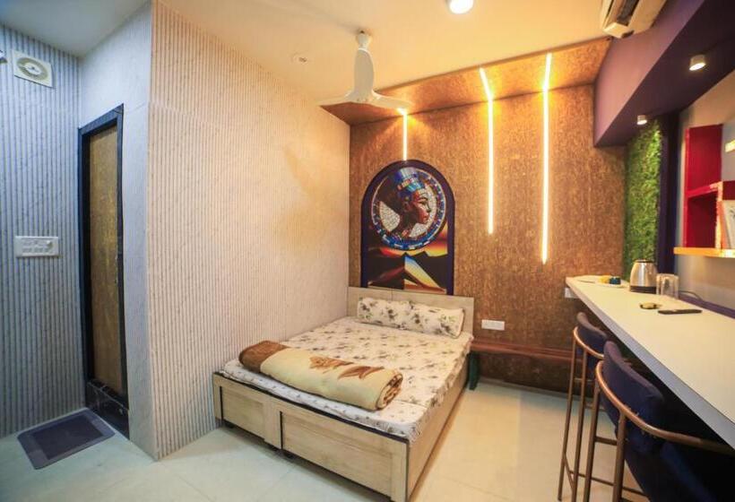 بنسيون Ramashray Premium Studio Apartments