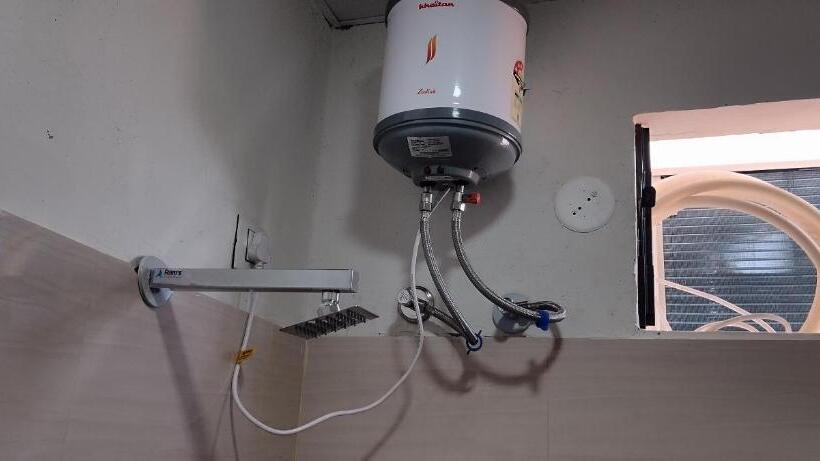 Priyanka Hotel & Restaurant Khatushyam Ji