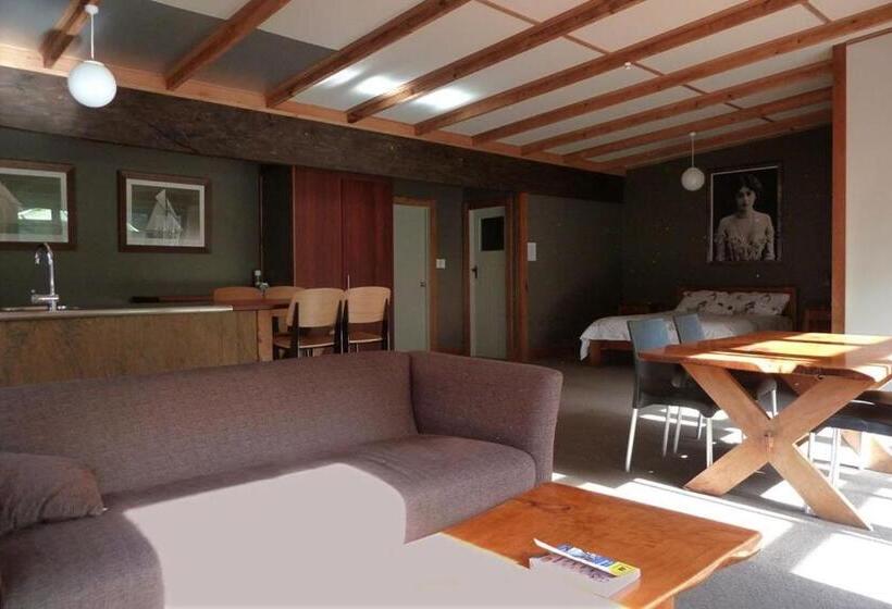 فندق صغير Leigh Sawmill Accomodation