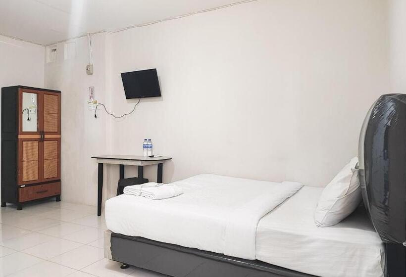 فندق Reddoorz Syariah Near Lapangan Persijam Jambi