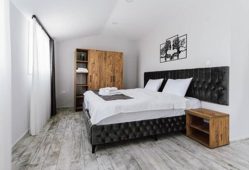 Lux Apart For 4 Guests