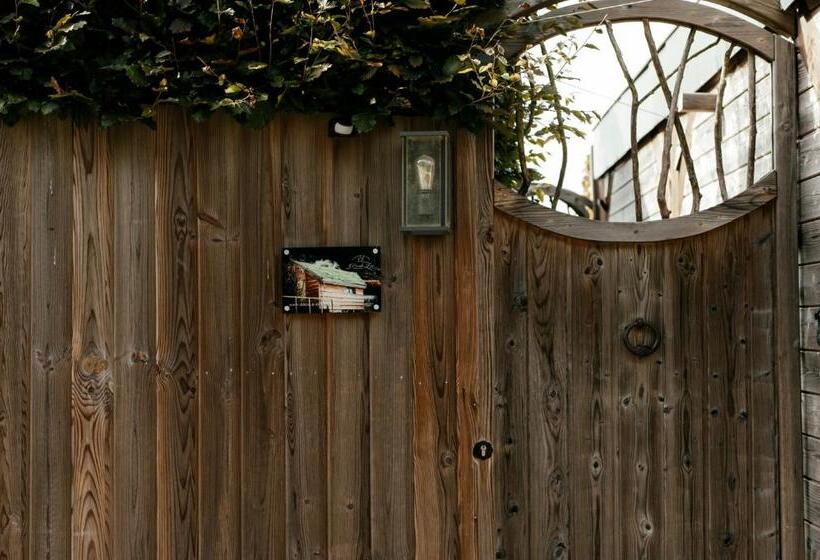 پانسیون L Escale Zen   Tiny House