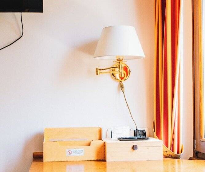 تختخواب و صبحانه Arciduca Charming House Room & Breakfast