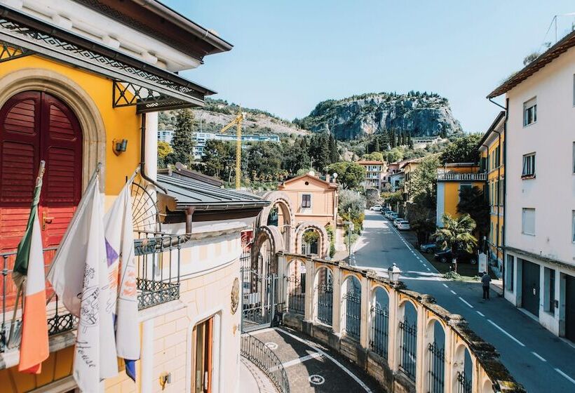 تختخواب و صبحانه Arciduca Charming House Room & Breakfast