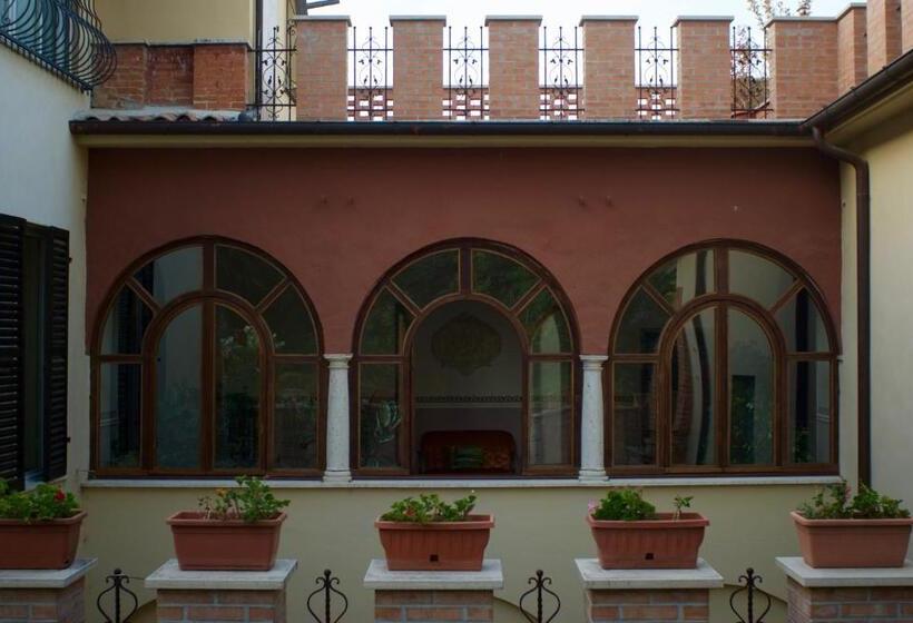 ベッドアンドブレックファースト Il Giardino Segreto Di Ascoli Piceno