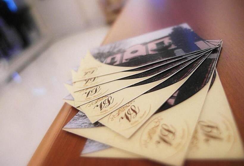 مبيت وإفطار Villa Laura