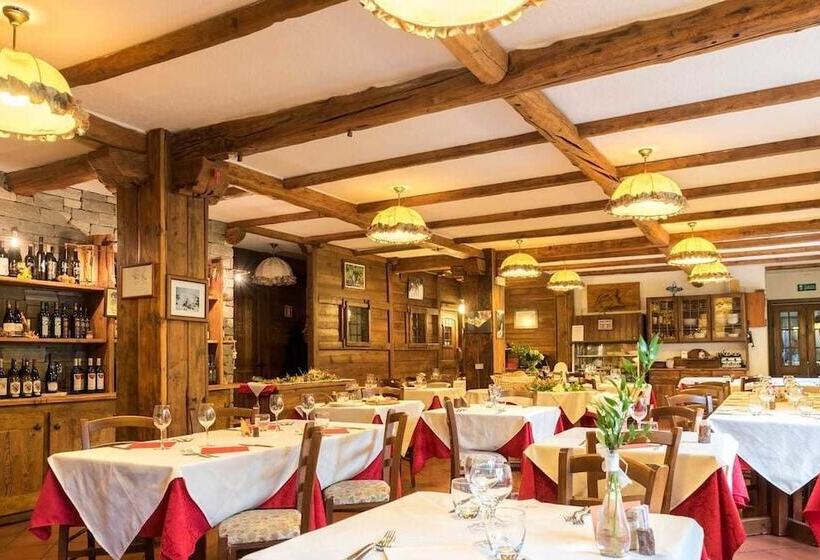 בית מלון כפרי Albergo Boule De Neige