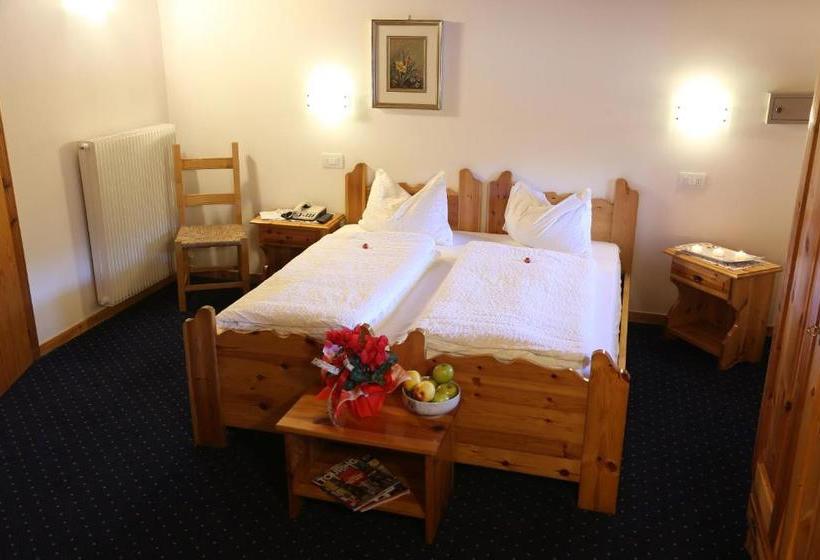 בית מלון כפרי Albergo Due Spade